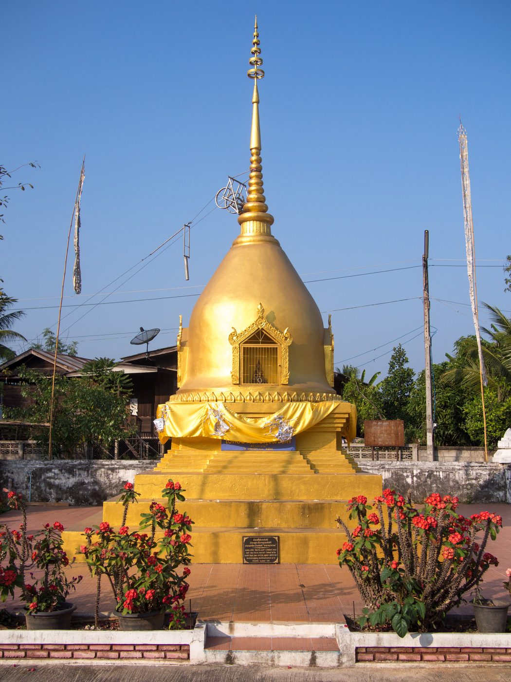 วัดหนองแดง จ.น่าน