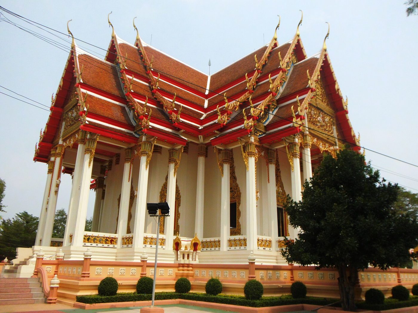 วัดพระลอย จ.สุพรรณบุรี