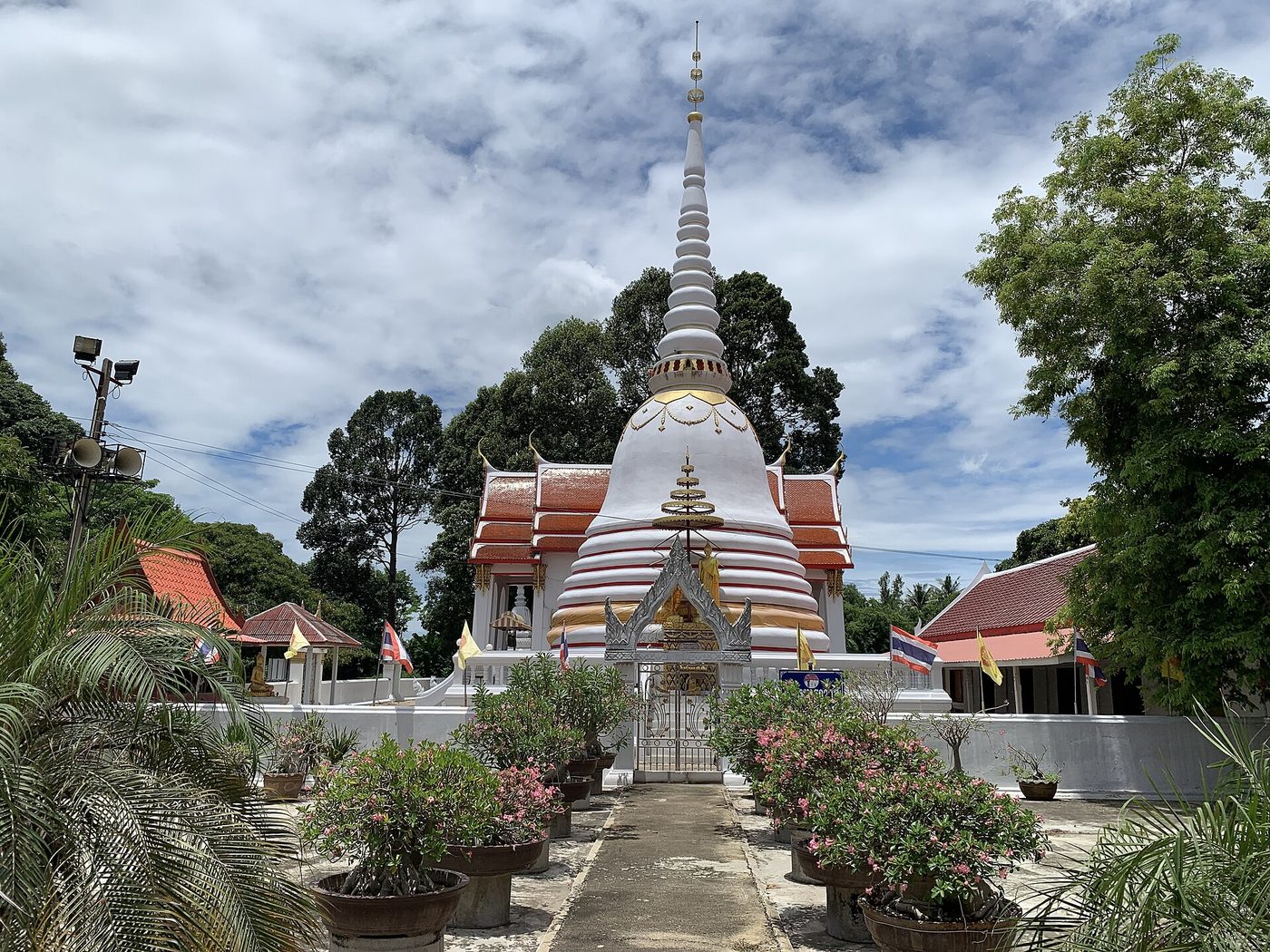 วัดสุวรรณเสวริยาราม จ.อ่างทอง