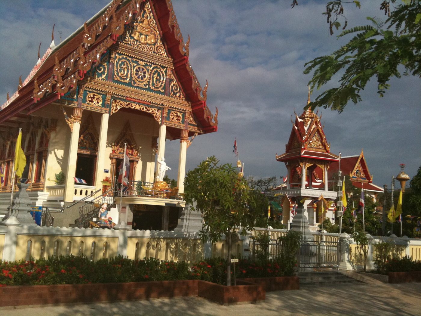 วัดช่องแสมสาร จ.ชลบุรี