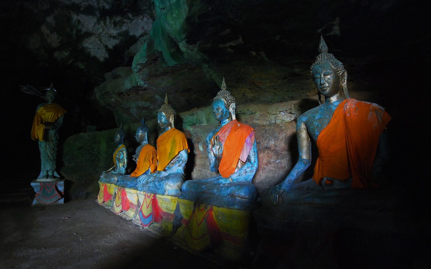 วัดถ้ำสิงขร จ.สุราษฎร์ธานี