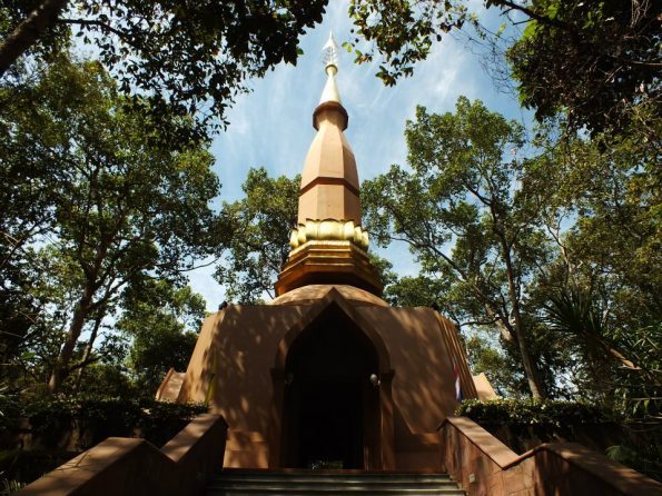 วัดดอนธาตุ จ.อุบลราชธานี