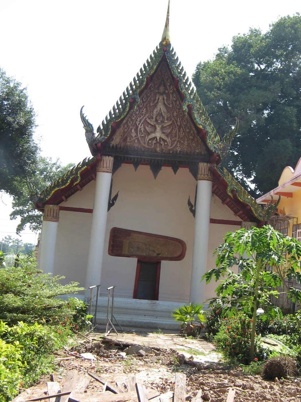 วัดเกาะหงษ์ จ.นครสวรรค์