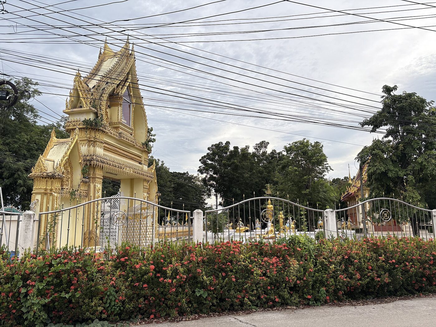 วัดราษฎร์ศรัทธาธรรม จ.สุโขทัย