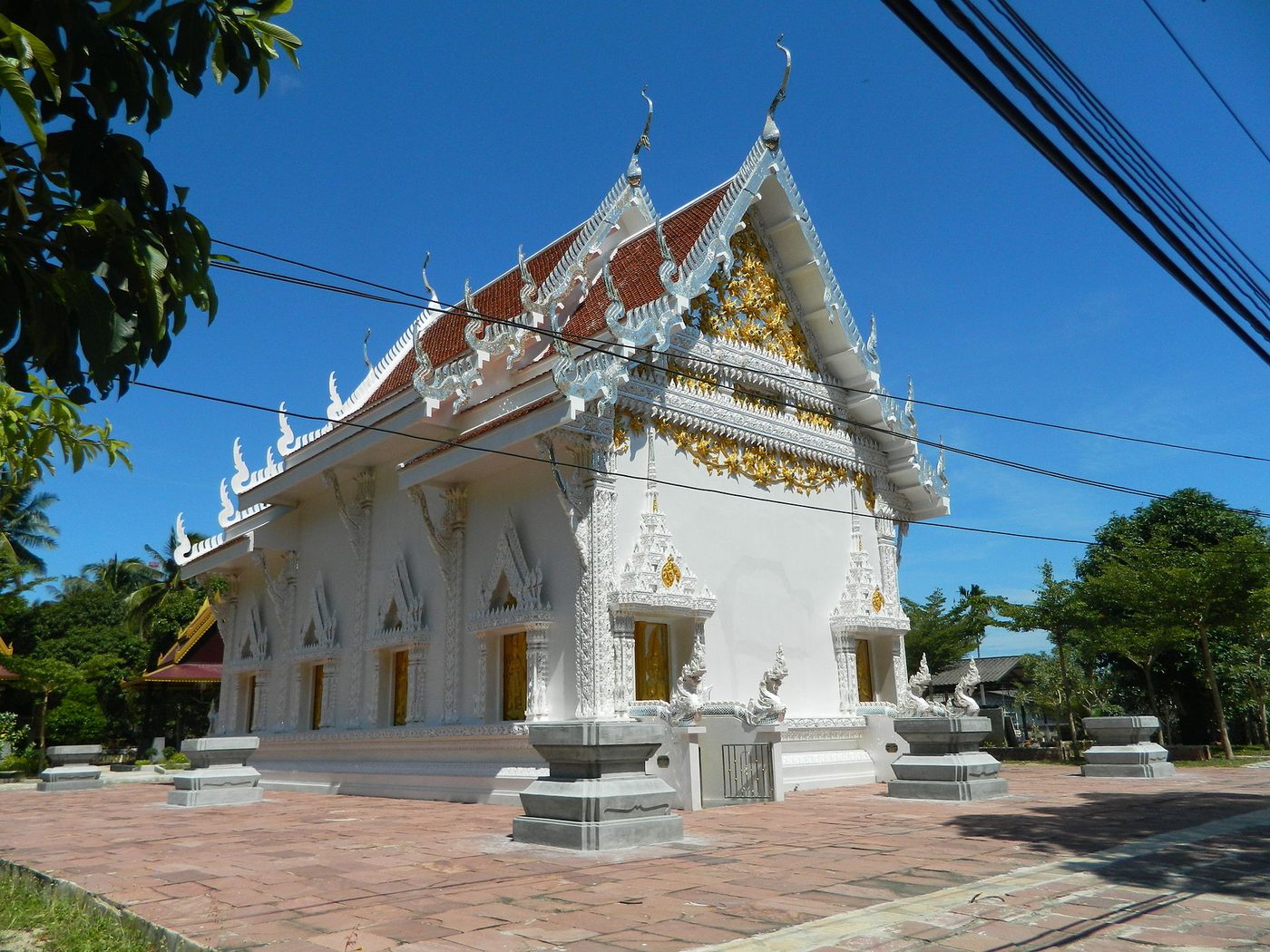 วัดโฉลกหลำ จ.สุราษฎร์ธานี