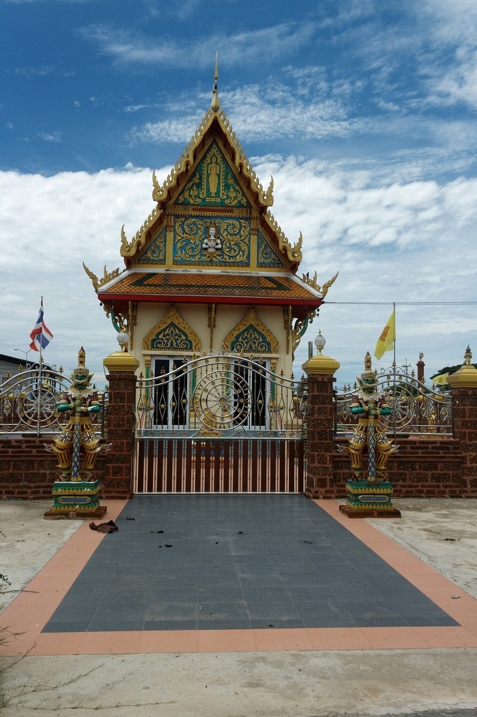 วัดธรรมประดิษฐ์ จ.สมุทรสงคราม