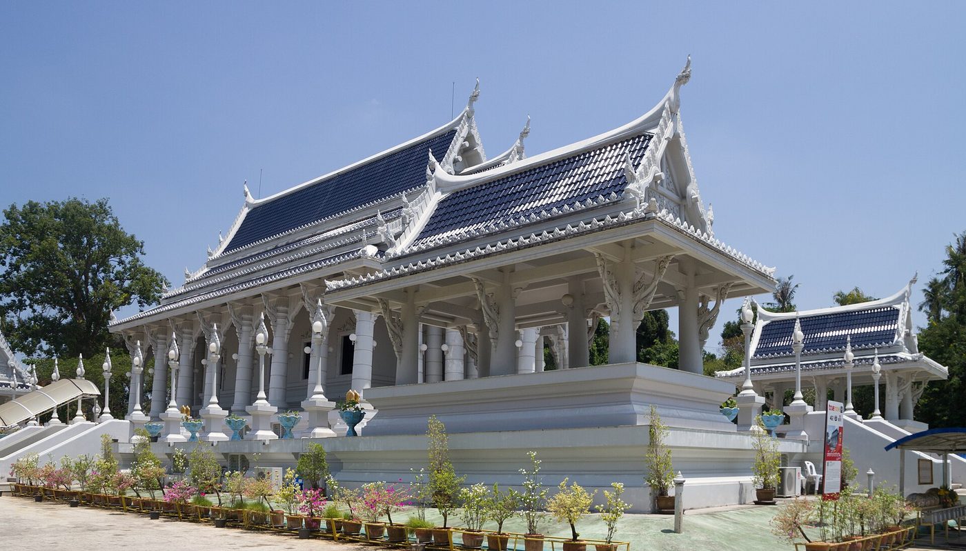วัดแก้วโกรวาราม จ.กระบี่