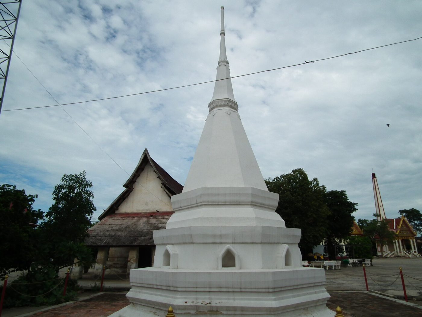 วัดไทรย์ จ.สุพรรณบุรี