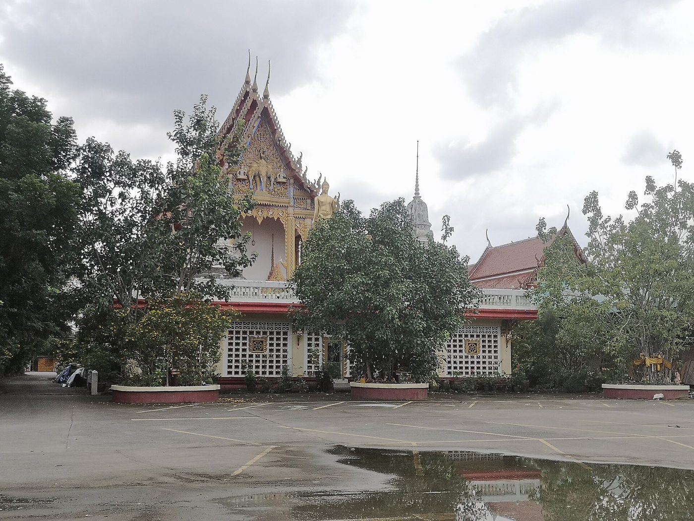 วัดโมลี จ.นนทบุรี