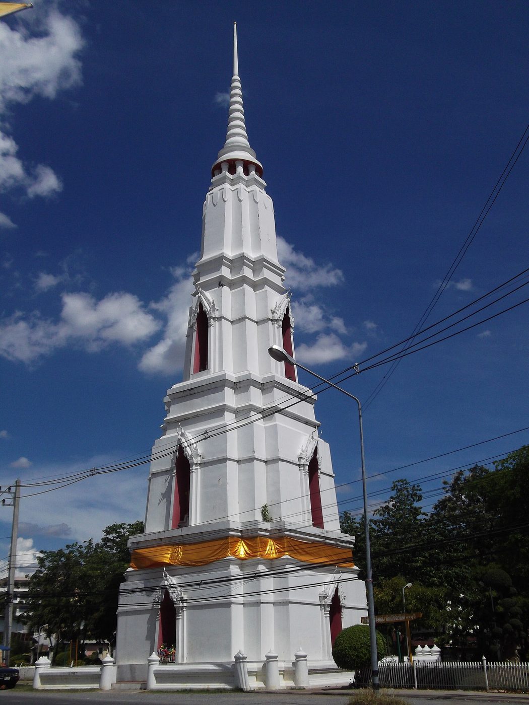 วัดมณีชลขัณฑ์ จ.ลพบุรี