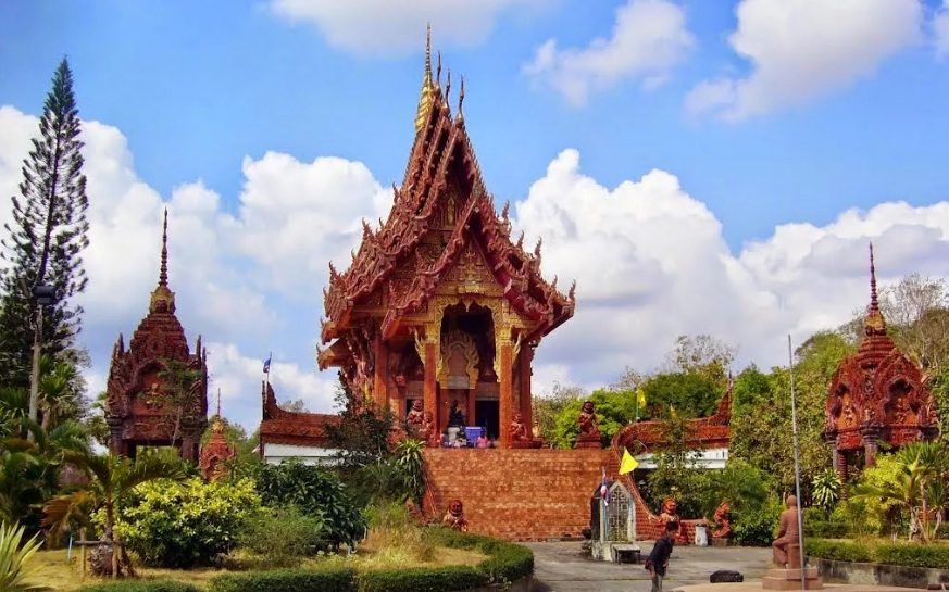 วัดภูเขาแก้ว จ.อุบลราชธานี