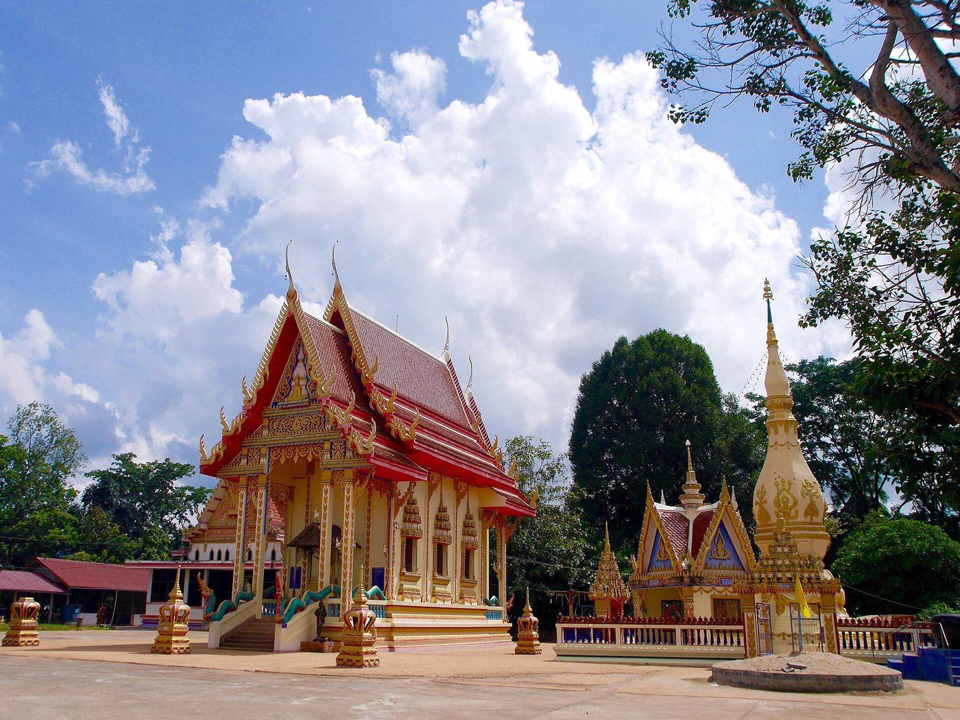 วัดธาตุหาญเทาว์ จ.หนองบัวลำภู