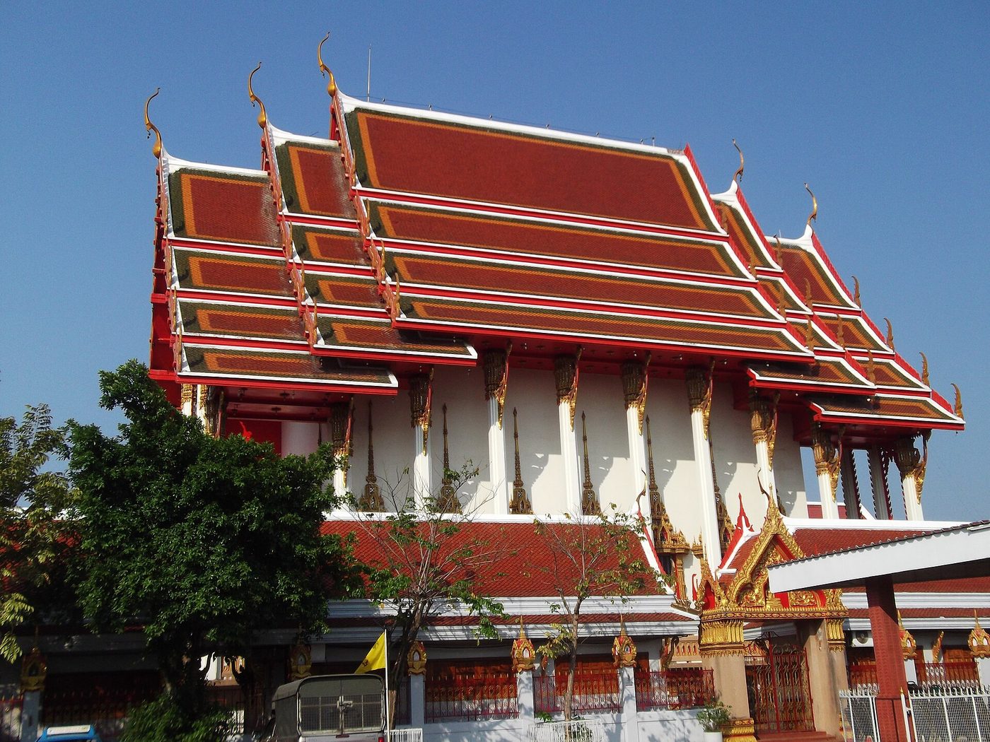 วัดอาวุธวิกสิตาราม จ.กรุงเทพมหานคร