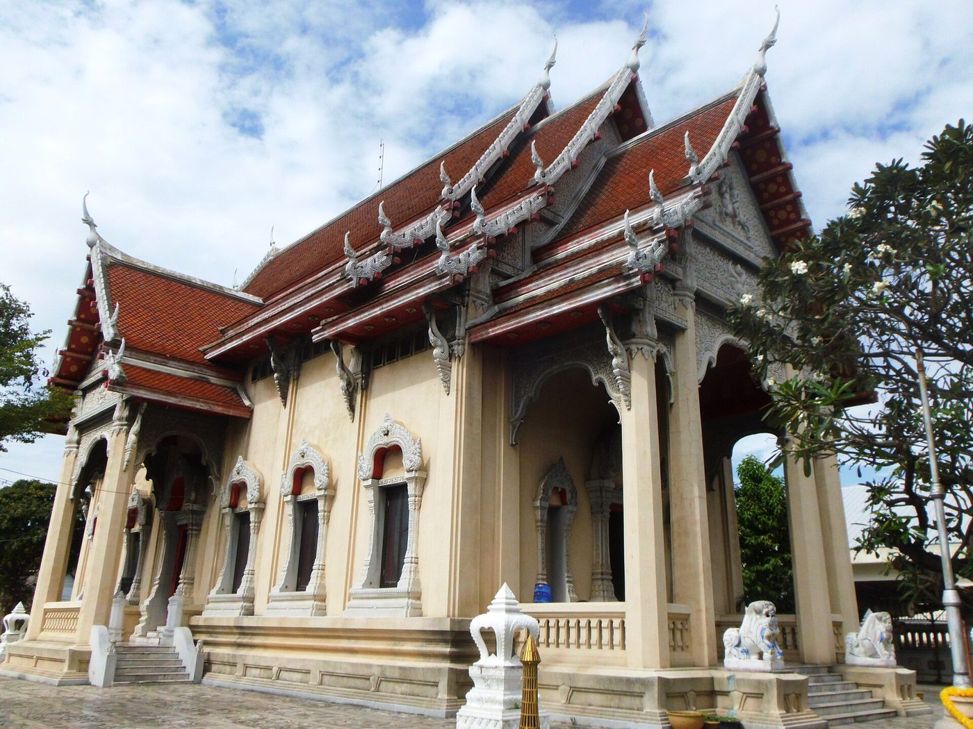 วัดจันทรสโมสร จ.กรุงเทพมหานคร
